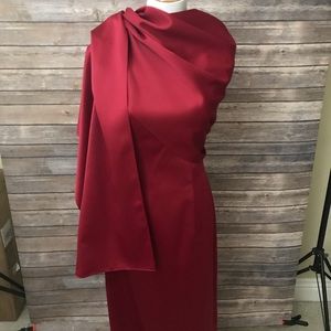 FINAL CALL!!! Utterly Elegant Lady in Red Gown 💃